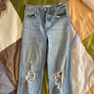 Levi Rib Cage With distressed Knees